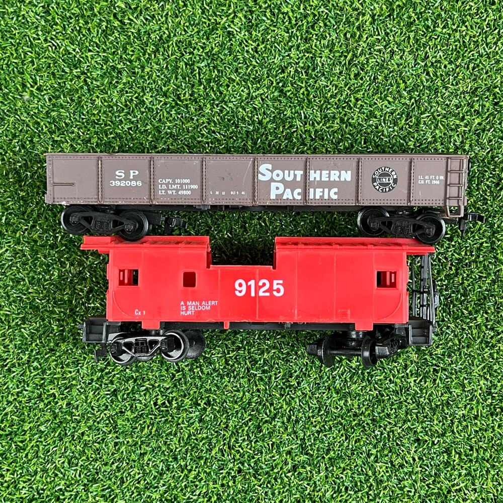 Scale Model Southern Pacific Boxcar Model Power 9125 Red Safety Caboose Lot